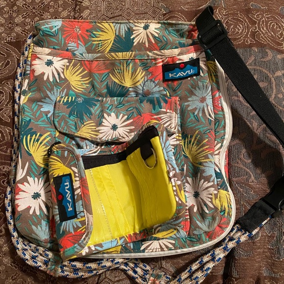 Kavu Bags Kavu Shoulder Bag W Pink Blue And Yellow Print Poshmark